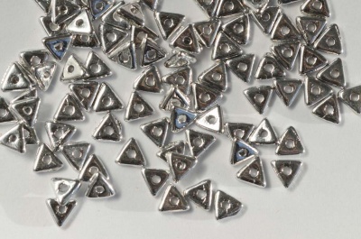 Tri Silver Crystal Labrador Full  00030-27000 Czech Beads x 5g